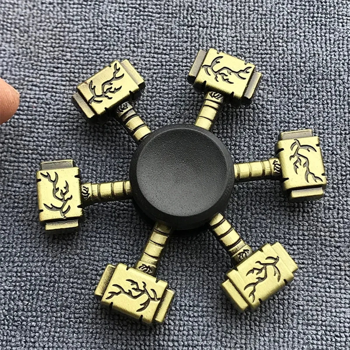 Luxe Bronze Horizon Spinner™