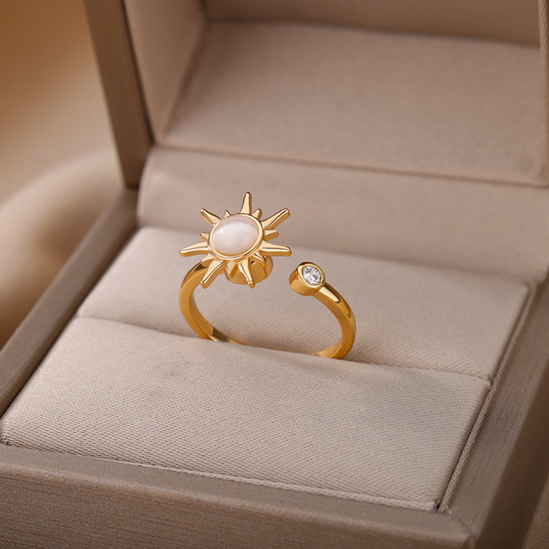 Luxe Bloom Radiance Ring™