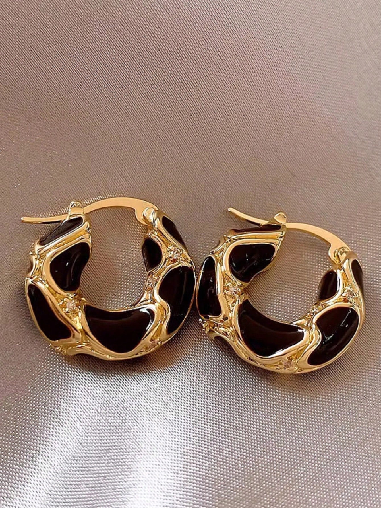 1 Pair Exquisite Leopard Print Hoop Earrings, Suitable for Daily Wear for Women