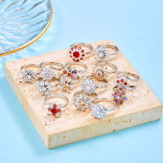 Luxe Bloom Spinner Ring™